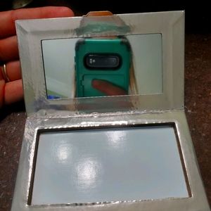 Maskara beauty compact rose gold